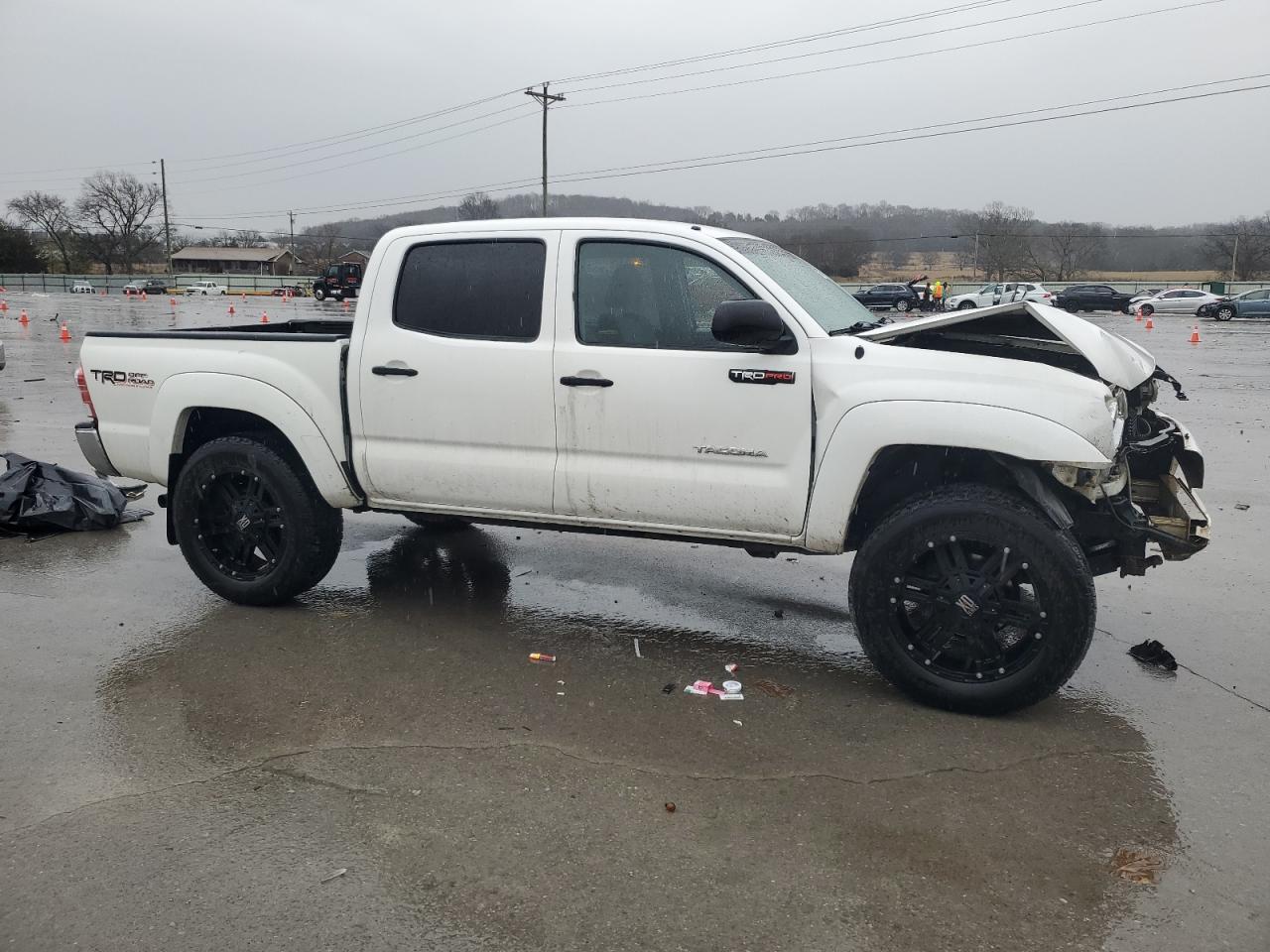 2013 Toyota Tacoma - Image 4