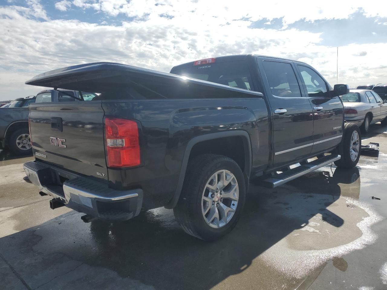 2015 GMC Sierra - Image 3