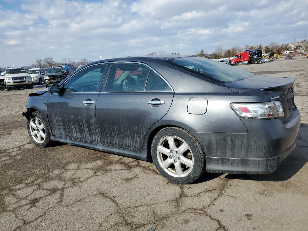 2007 Toyota Camry - Image 2