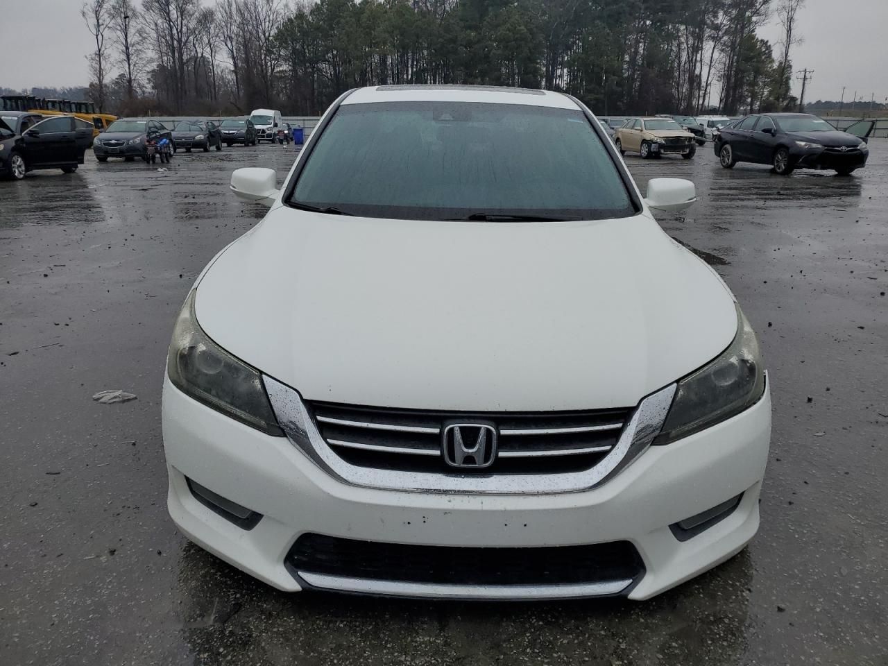 2014 Honda Accord - Image 5