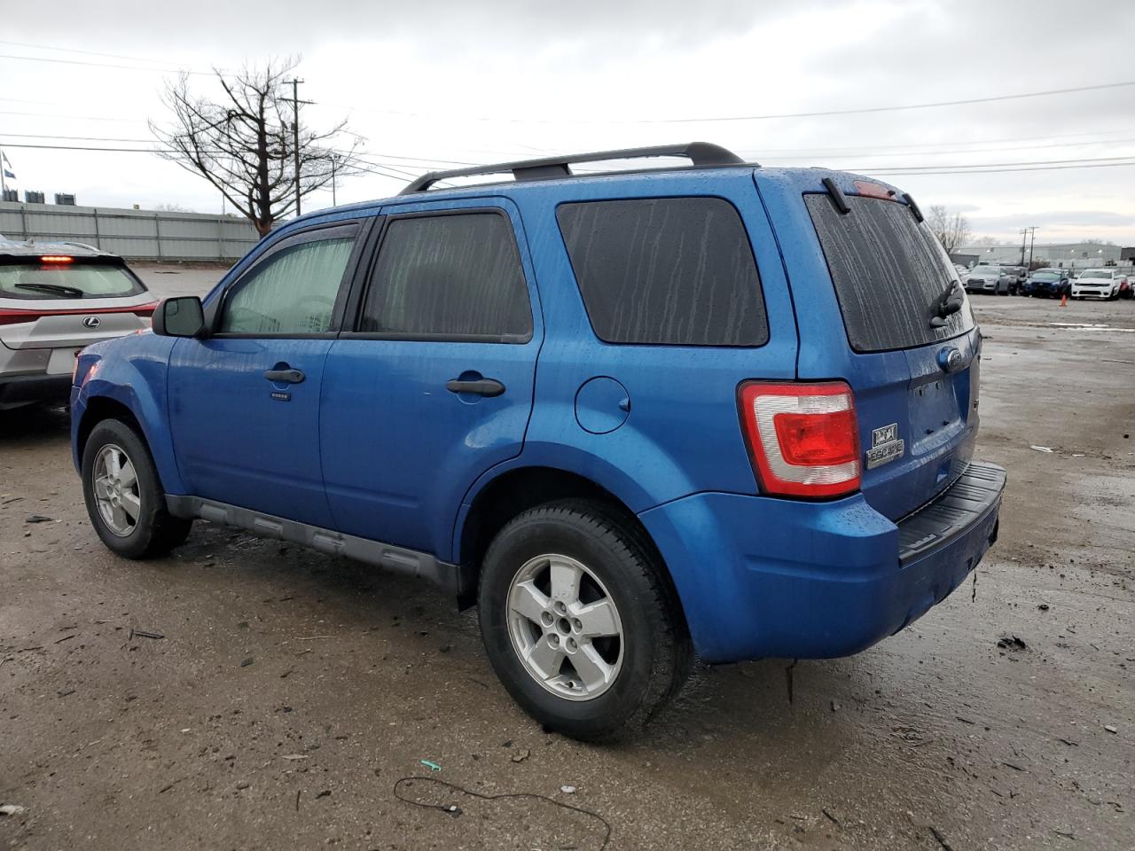 2011 Ford Escape - Image 2