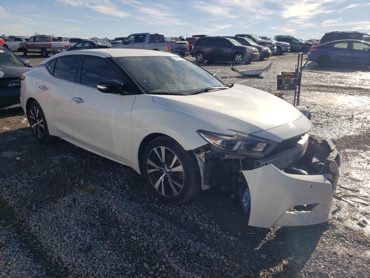 2017 Nissan Maxima - Image 4