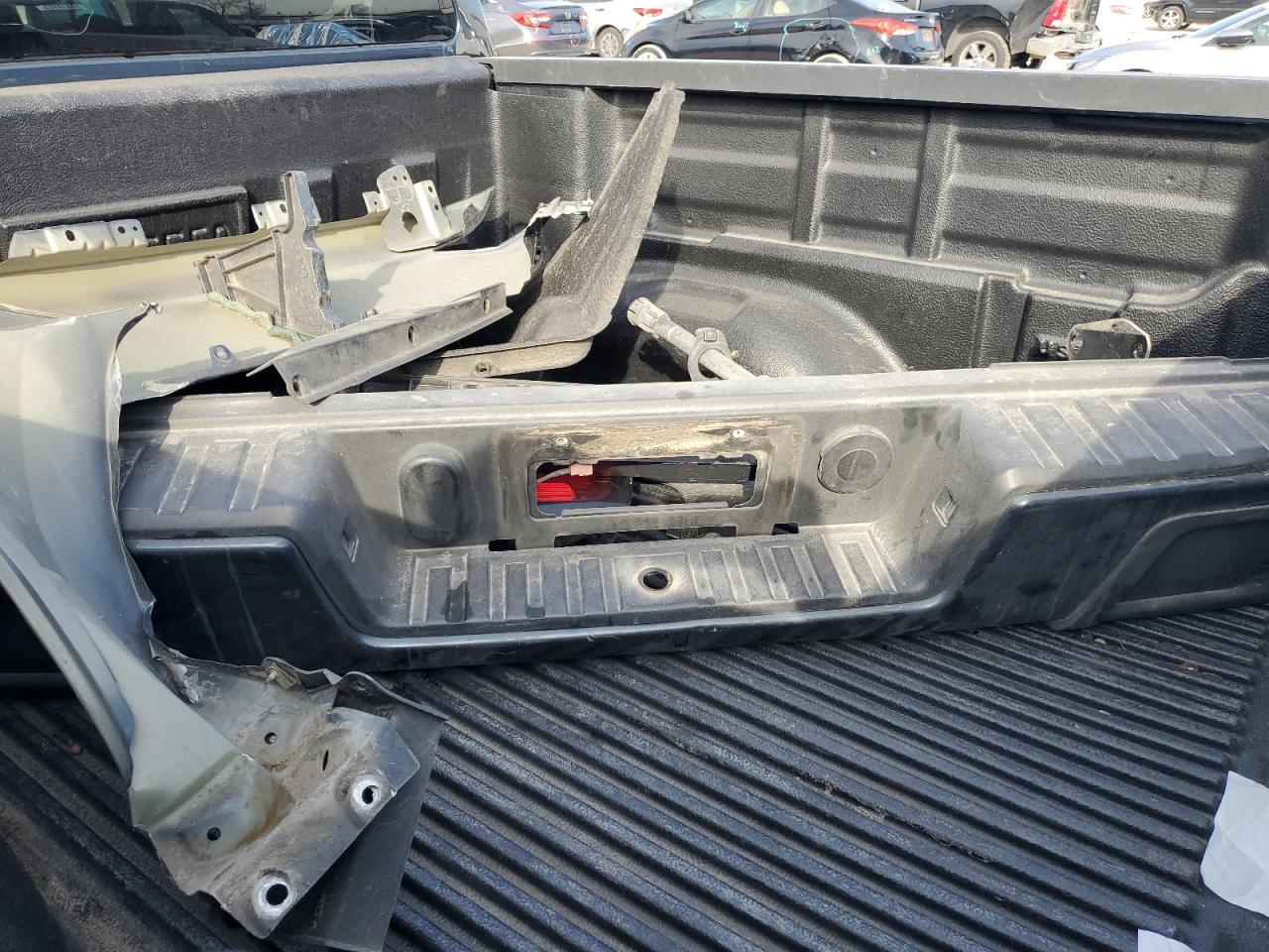 2019 Chevrolet Colorado - Image 12