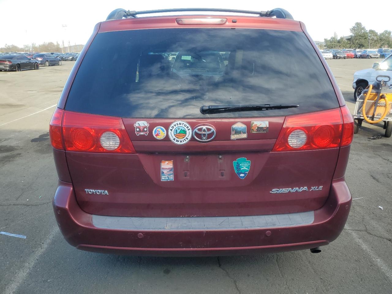 2009 Toyota Sienna Xle VIN: 5TDZK22C89S270673 Lot: 88589375