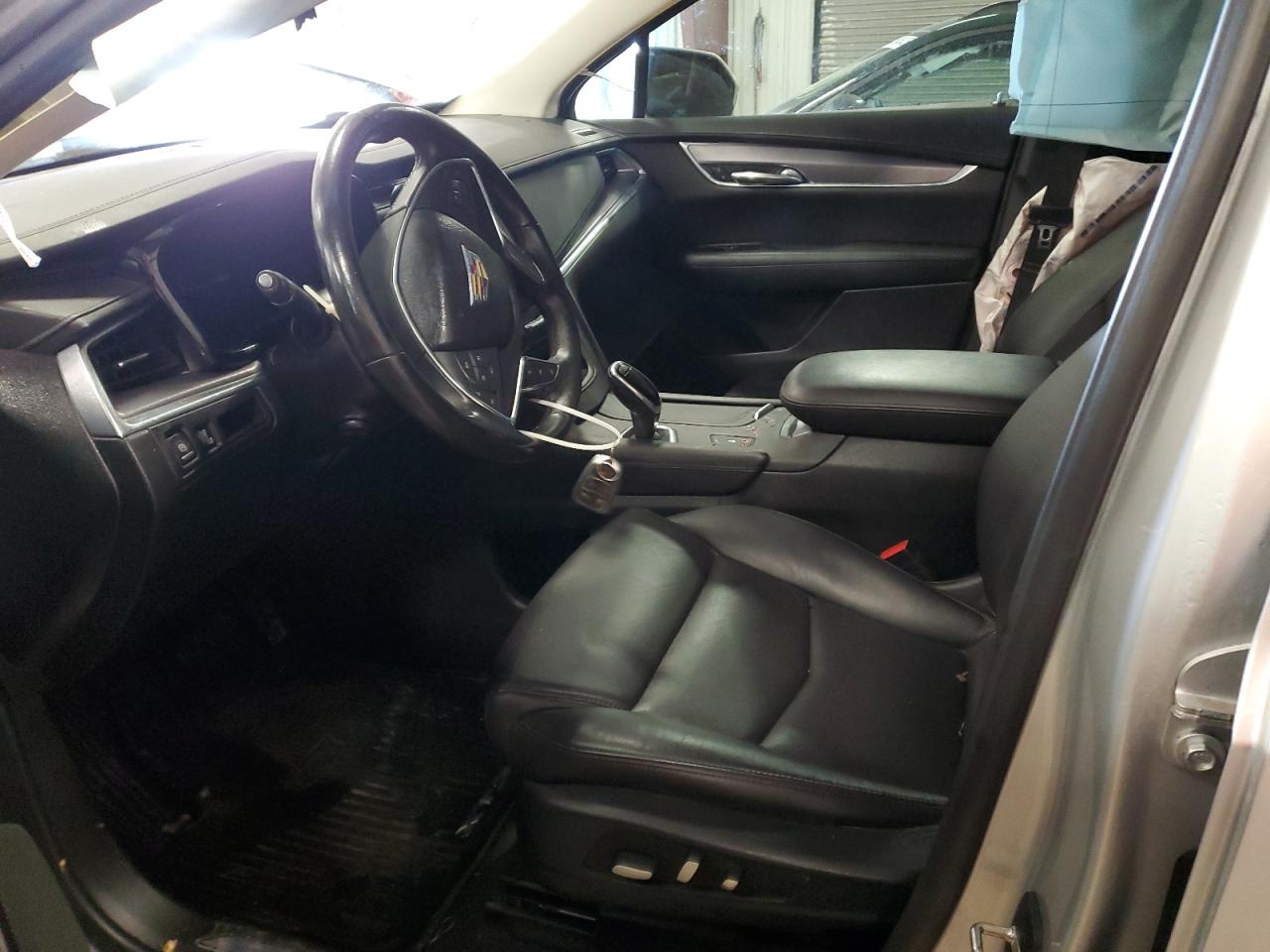 1GYKNCRS4KZ198073 CADILLAC XT5 2019
