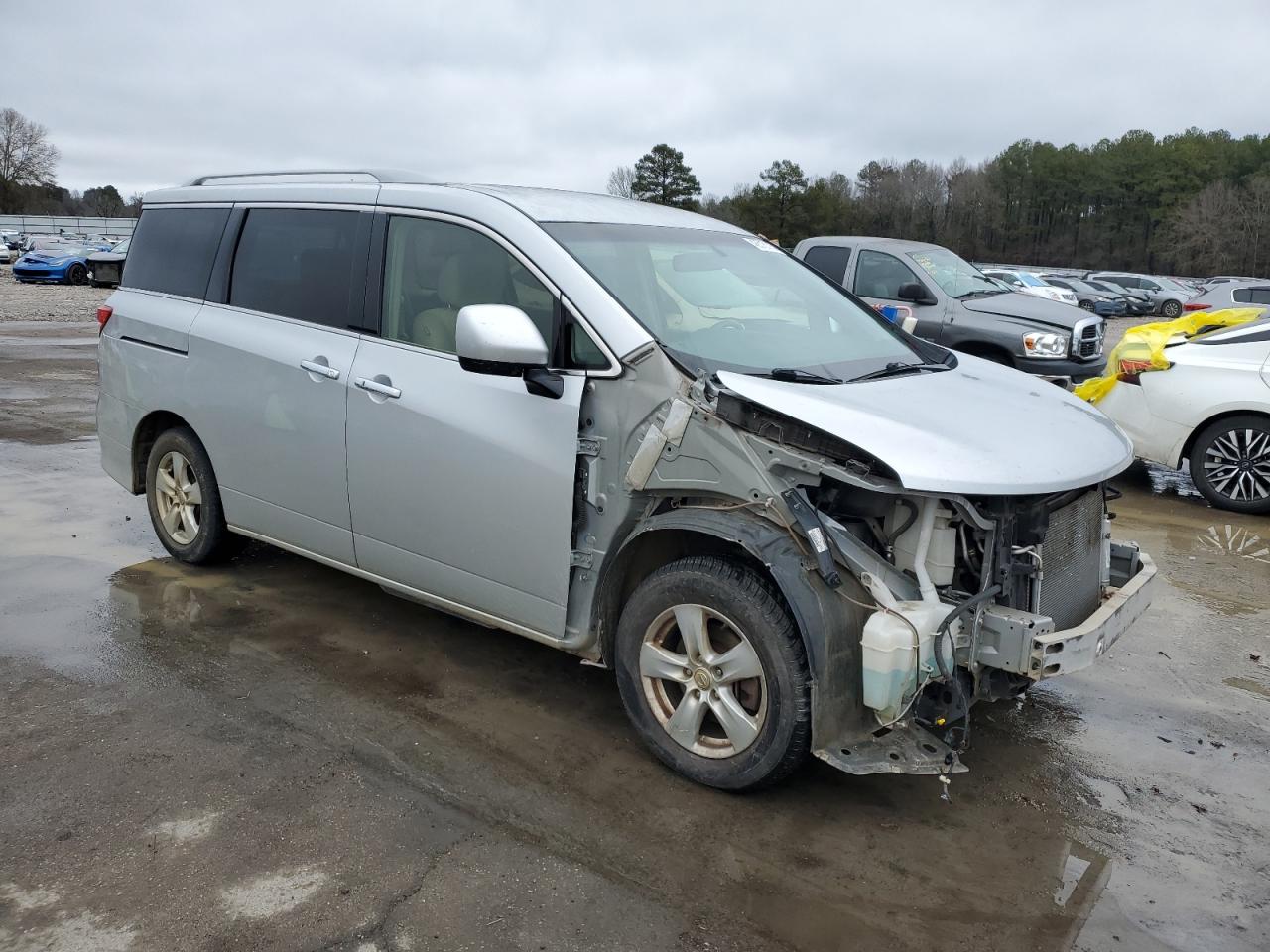2016 Nissan Quest - Image 4