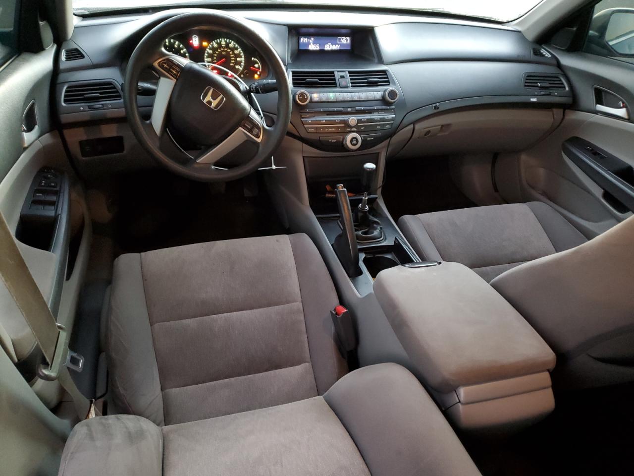 2010 Honda Accord - Image 8