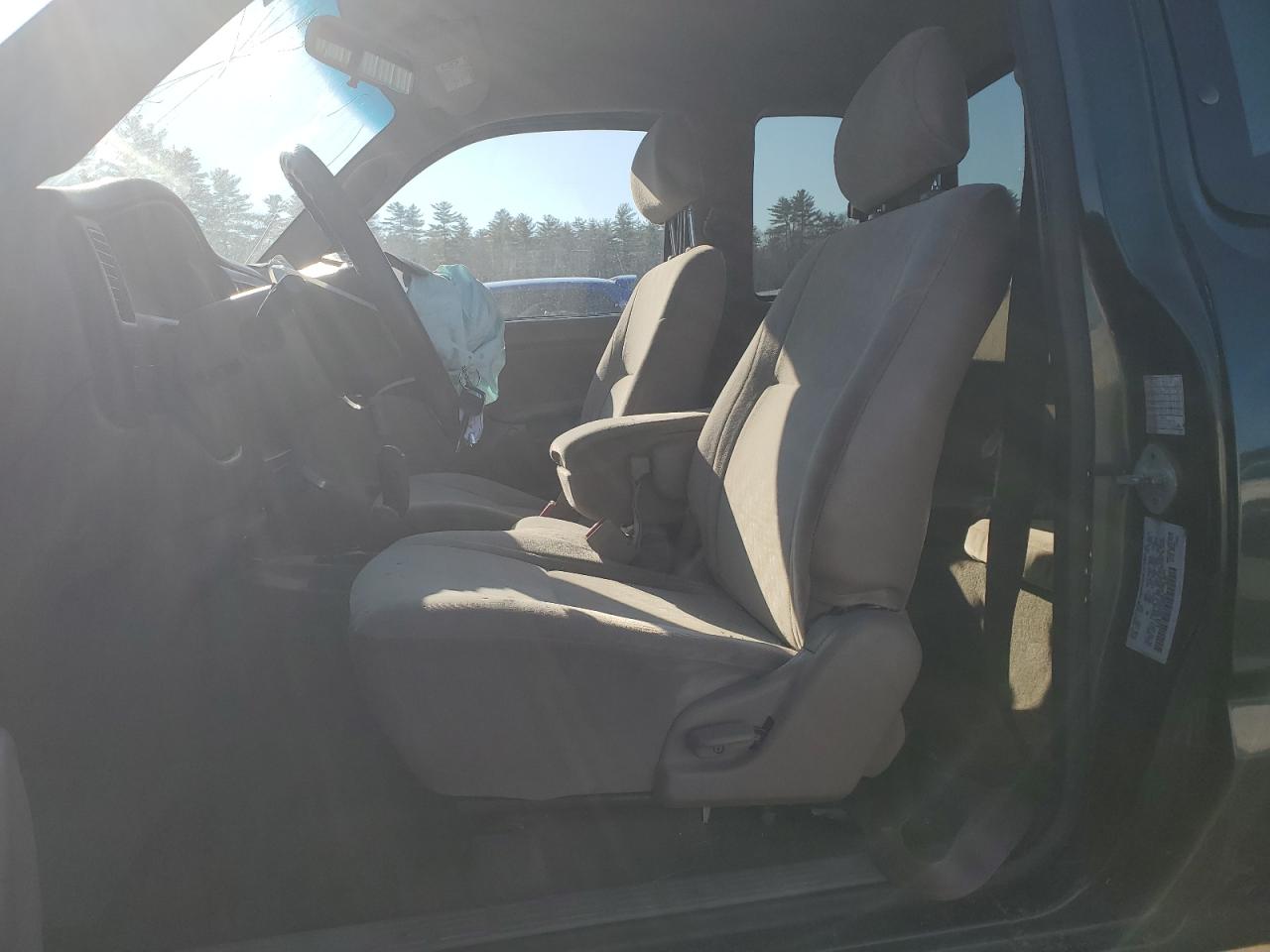 2001 Toyota Tacoma - Image 7