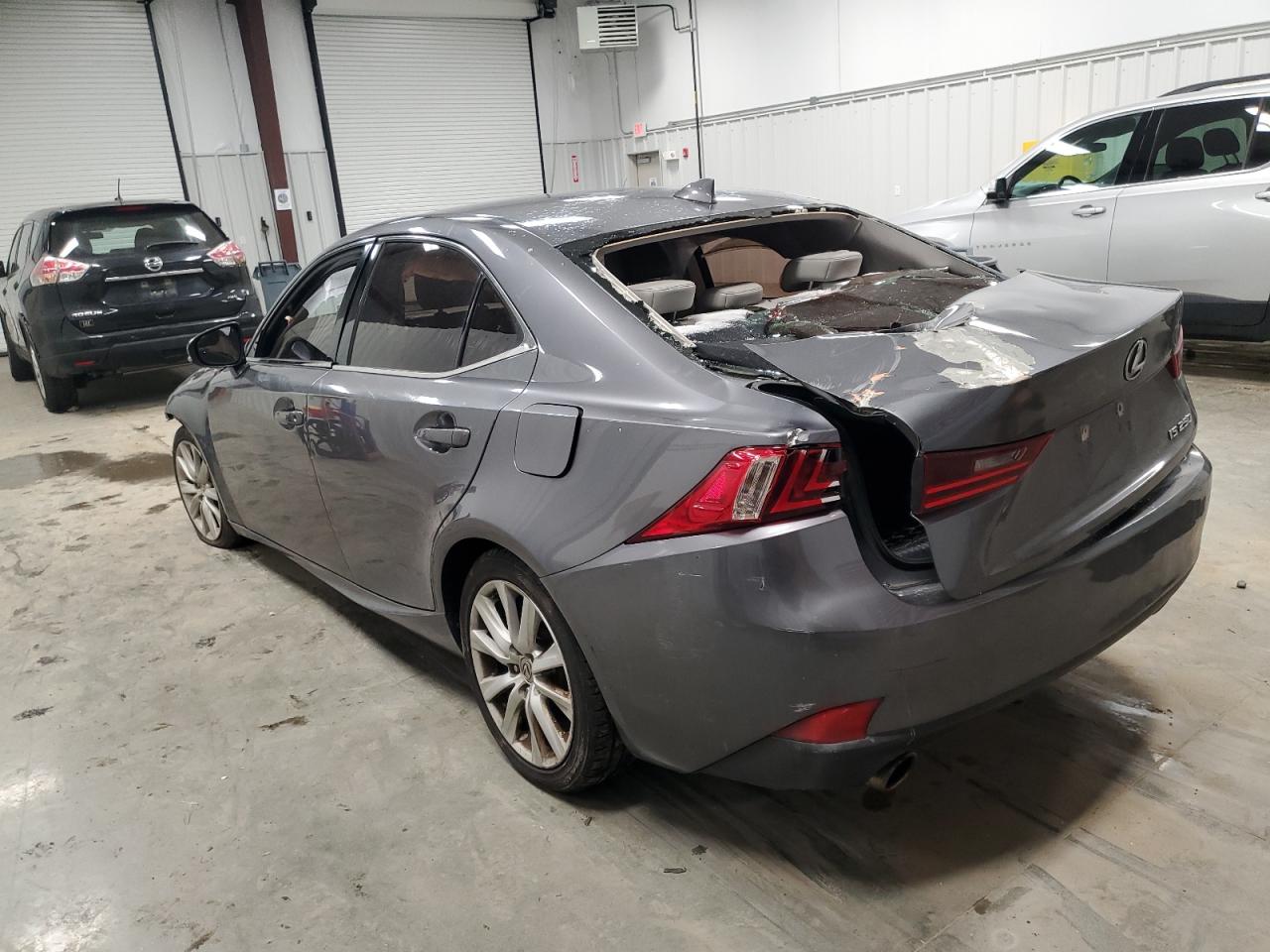 2014 Lexus IS - Image 2