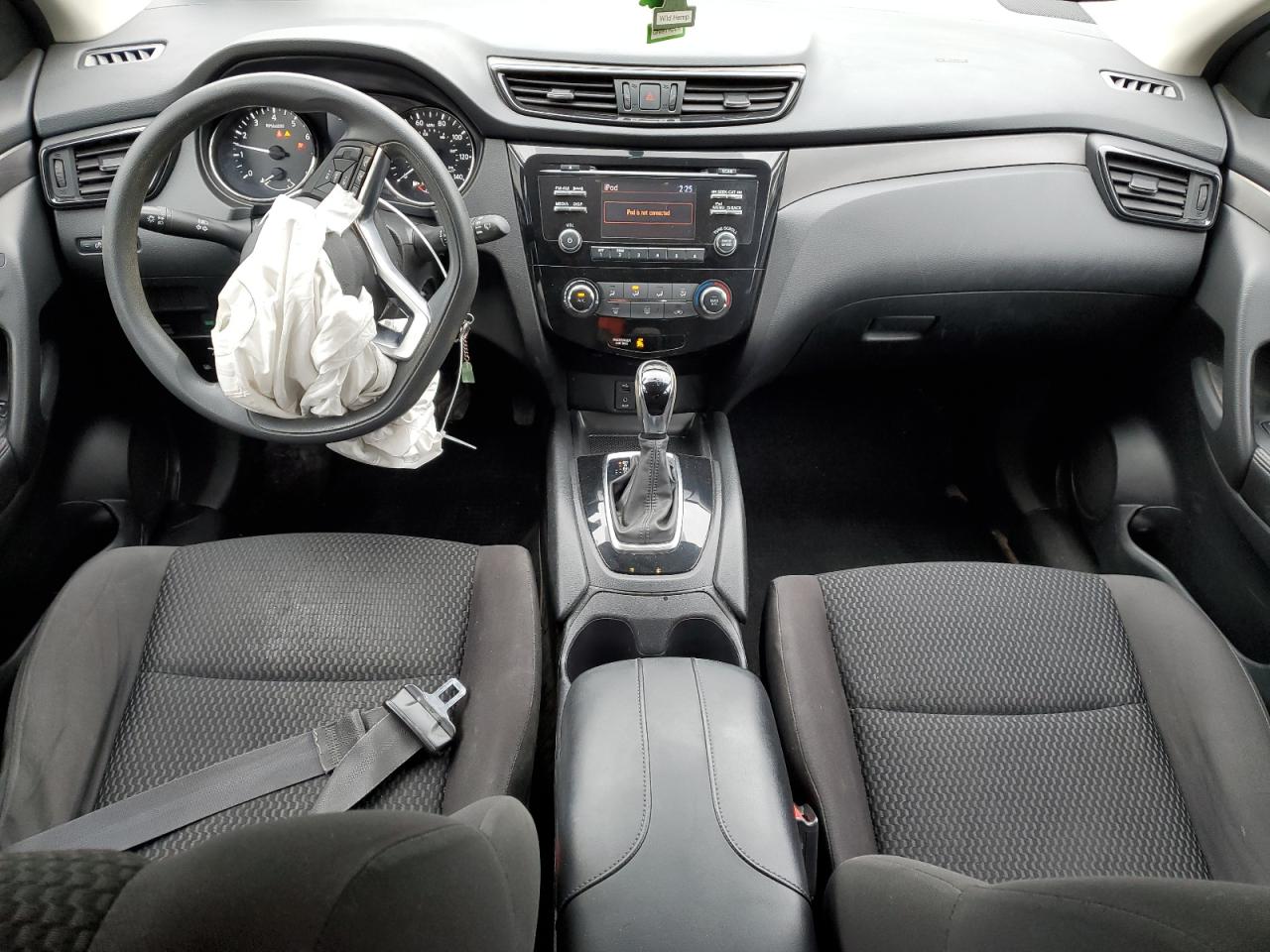 2018 Nissan Rogue - Image 8