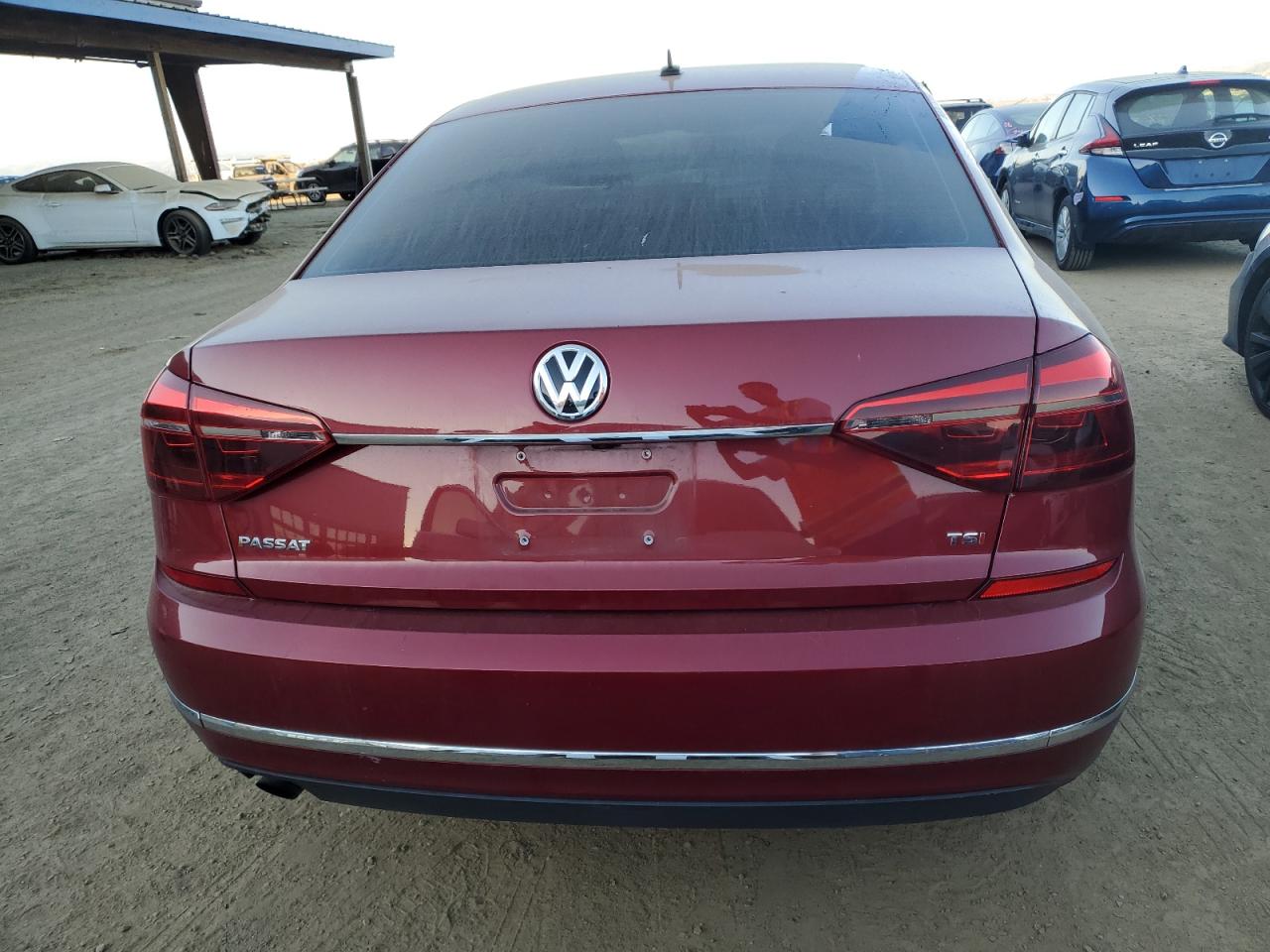 2017 Volkswagen Passat - Image 6