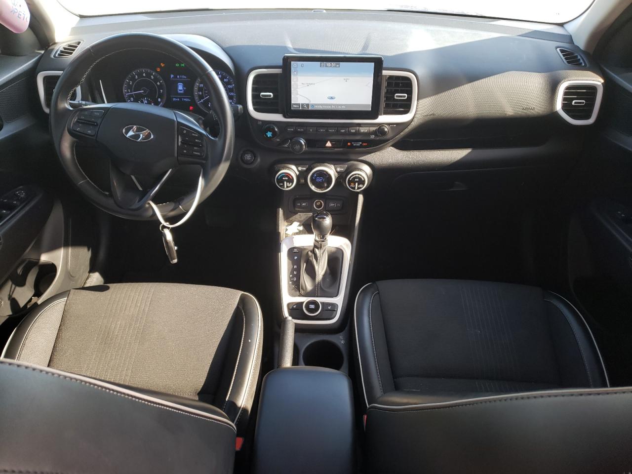 2022 Hyundai Venue - Image 8