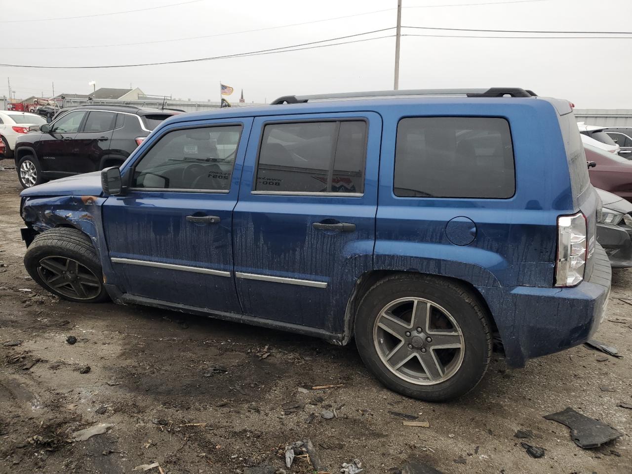 2009 Jeep Liberty (Patriot) - Image 2