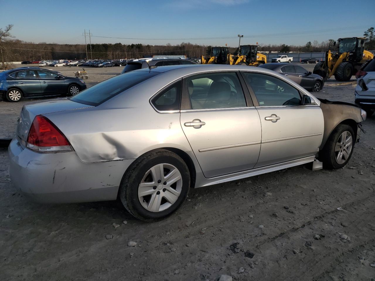 2011 Chevrolet Impala - Image 3