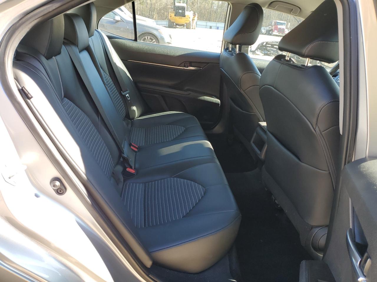 2022 Toyota Camry - Image 10