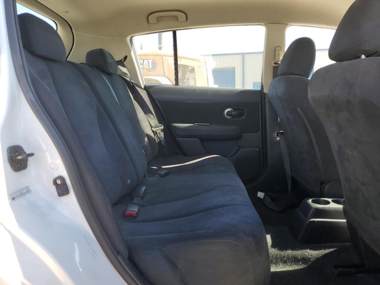 2007 Nissan Versa - Image 11