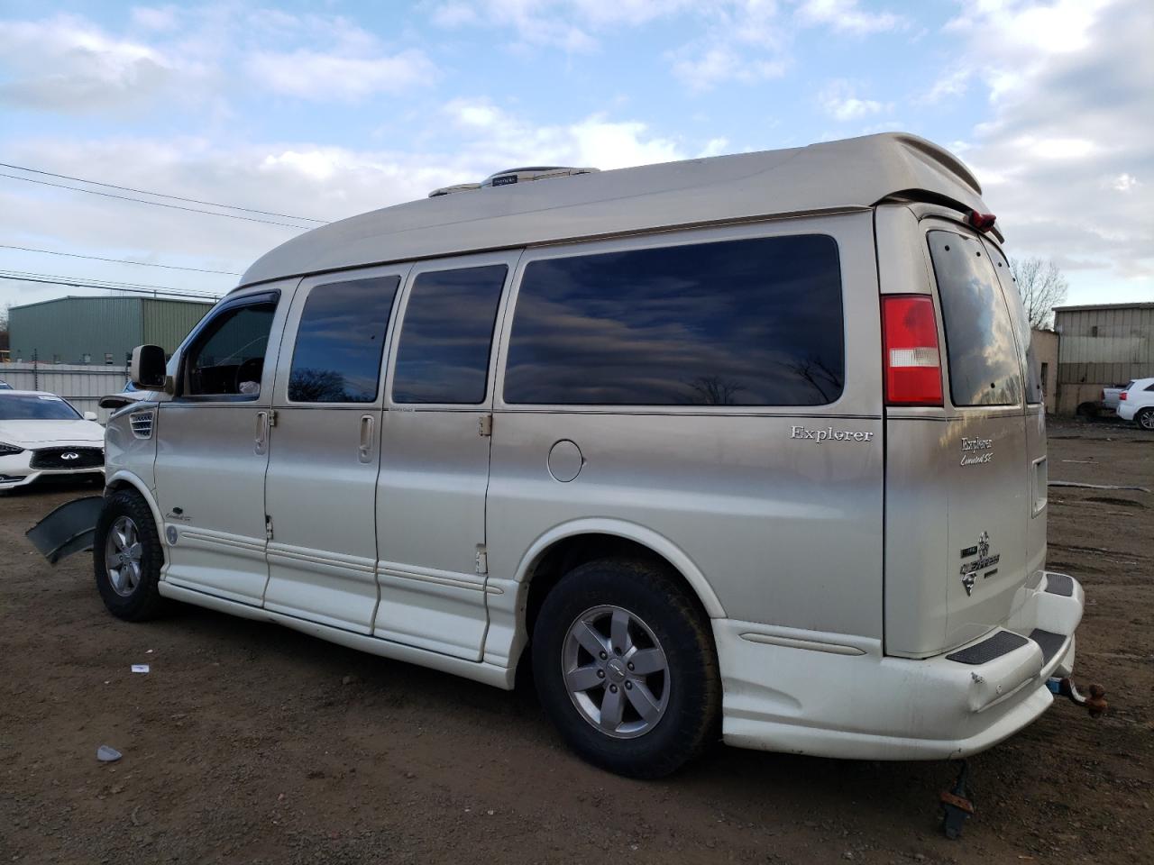 2012 Chevrolet Express - Image 2