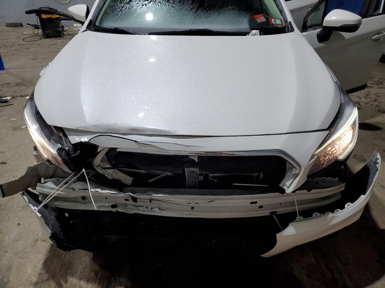 2018 Subaru Outback - Image 12