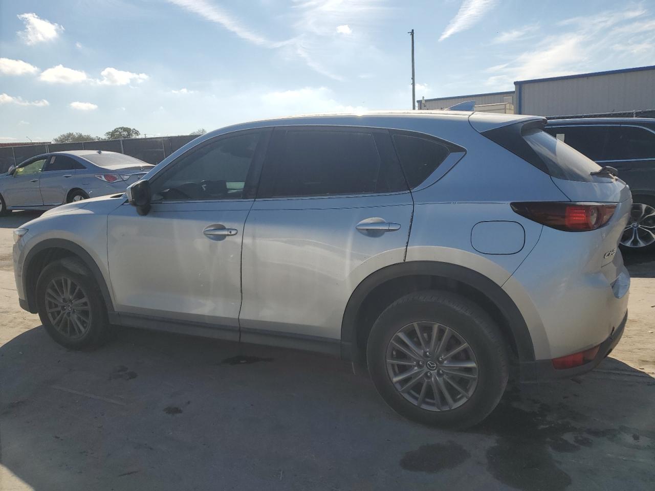 2018 Mazda CX-5 - Image 2