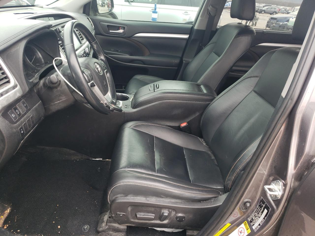 2019 Toyota Highlander - Image 7