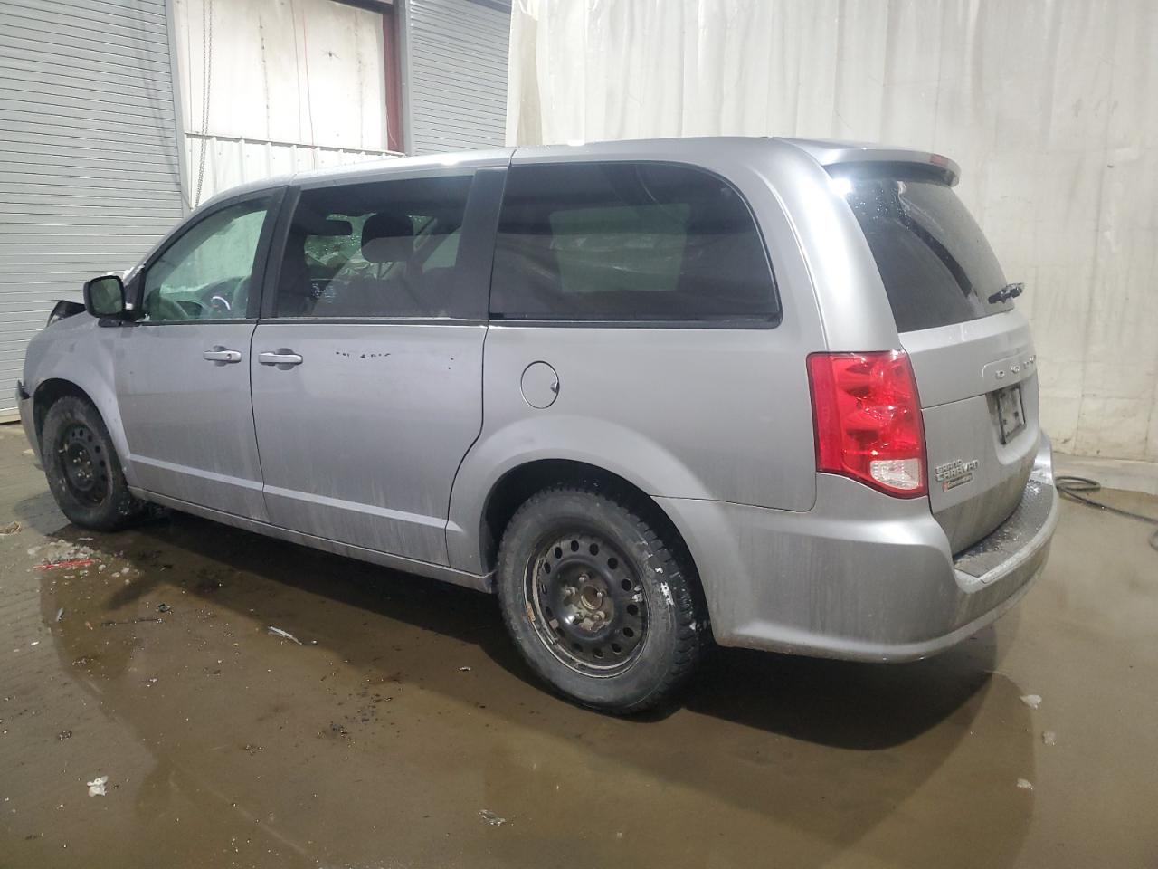 2018 Dodge Caravan - Image 2