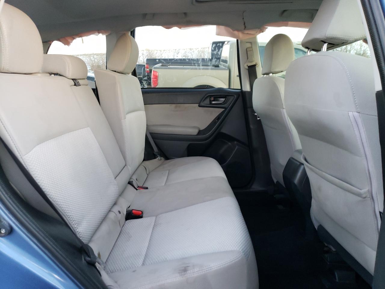 2016 Subaru Forester - Image 11