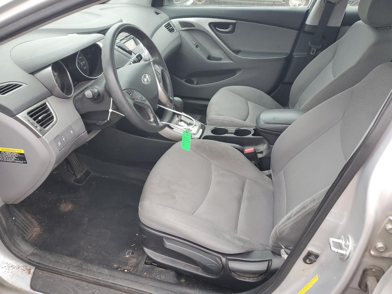 2013 Hyundai Elantra - Image 7