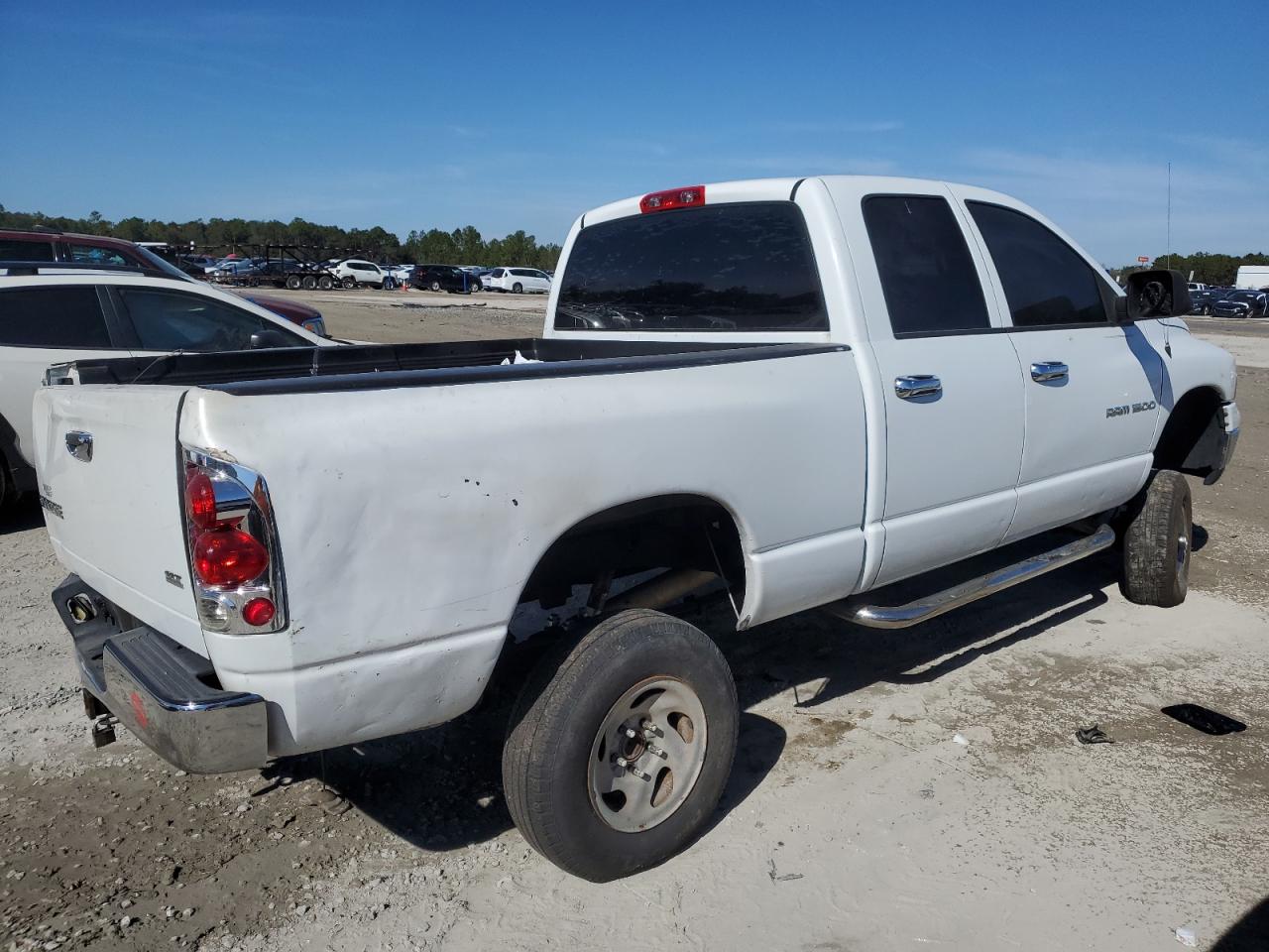 2004 Dodge RAM - Image 3