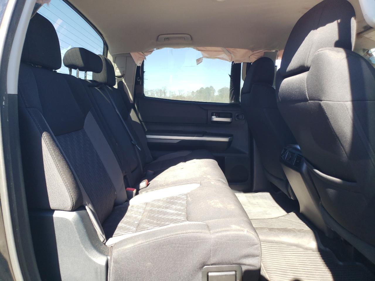 2017 Toyota Tundra - Image 10