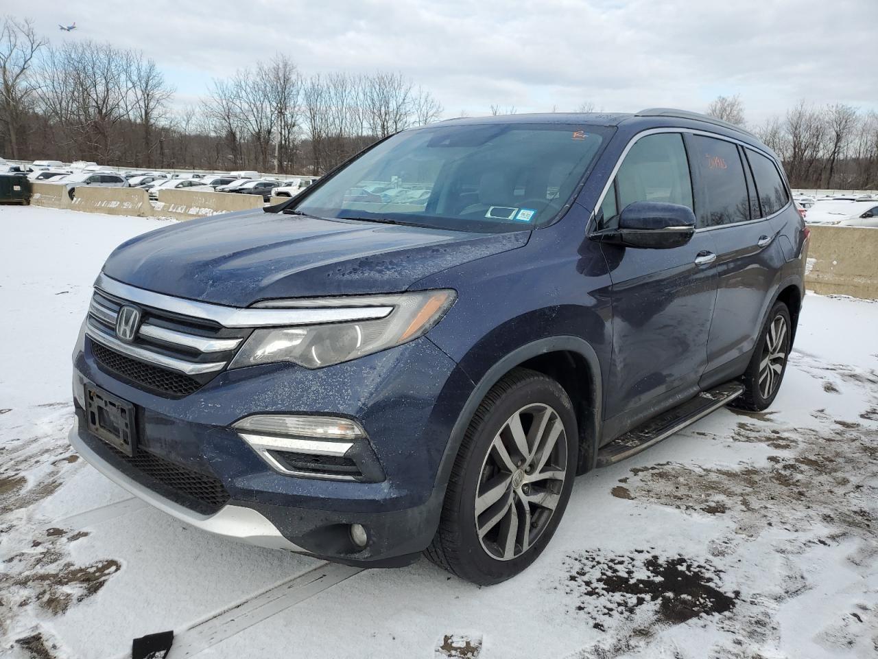 VIN 5FNYF6H97GB014755 2016 HONDA PILOT no.1