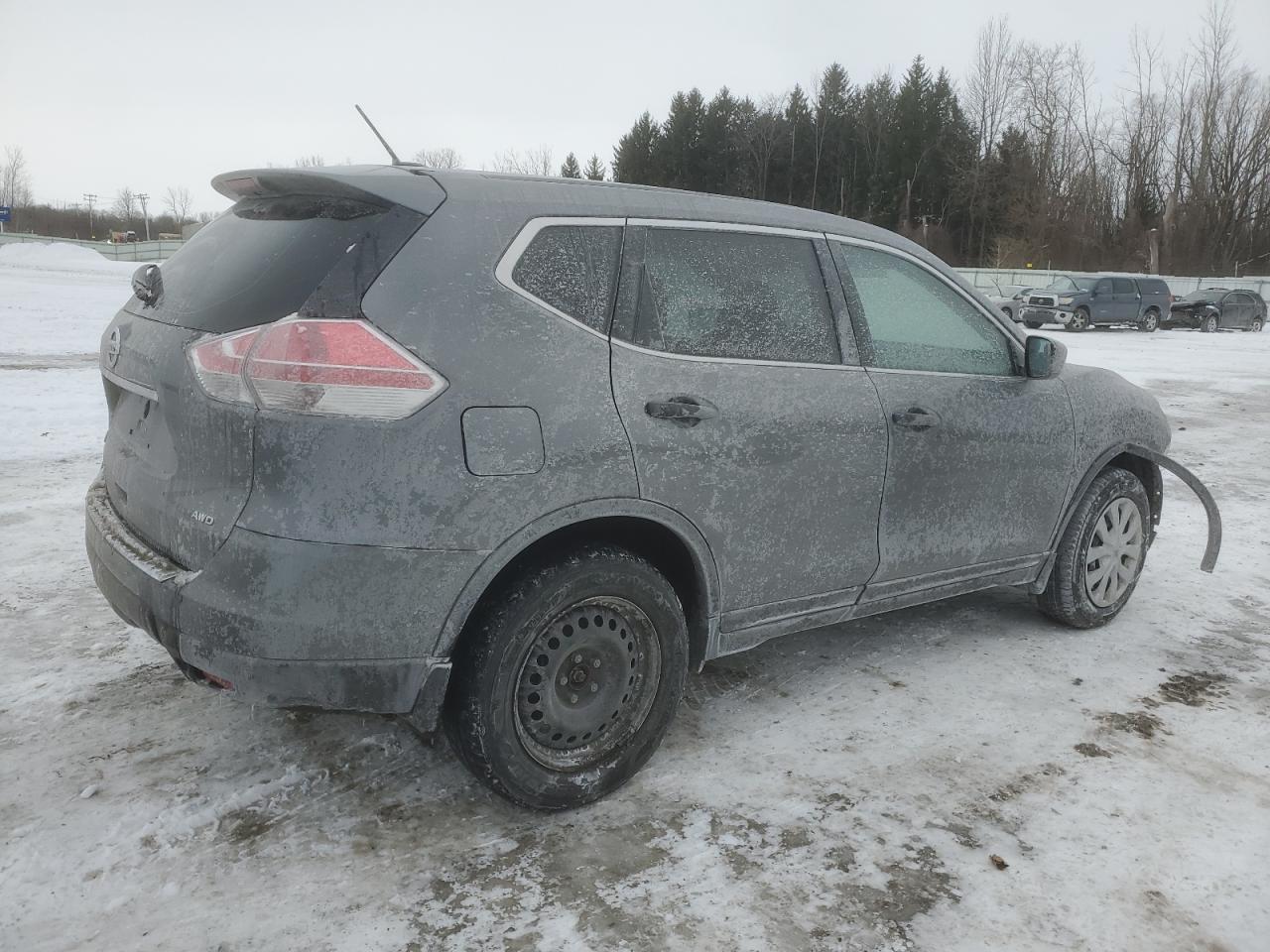2016 Nissan Rogue - Image 3