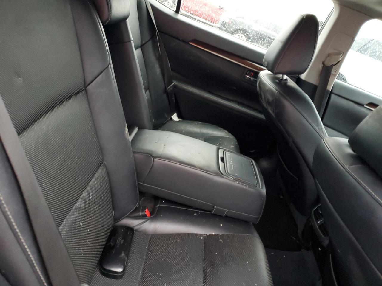 2013 Lexus ES - Image 10