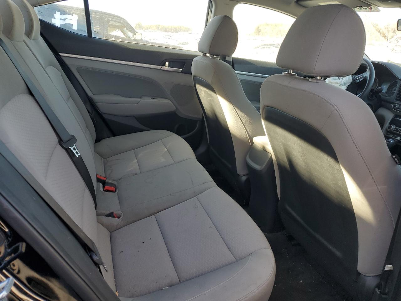 2020 Hyundai Elantra - Image 10