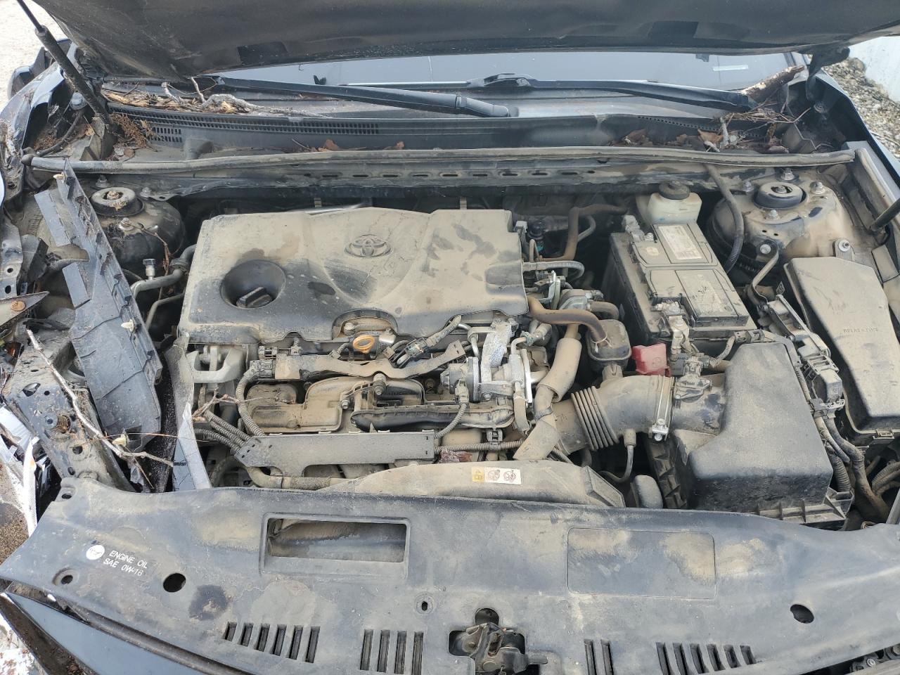 2018 Toyota Camry - Image 12