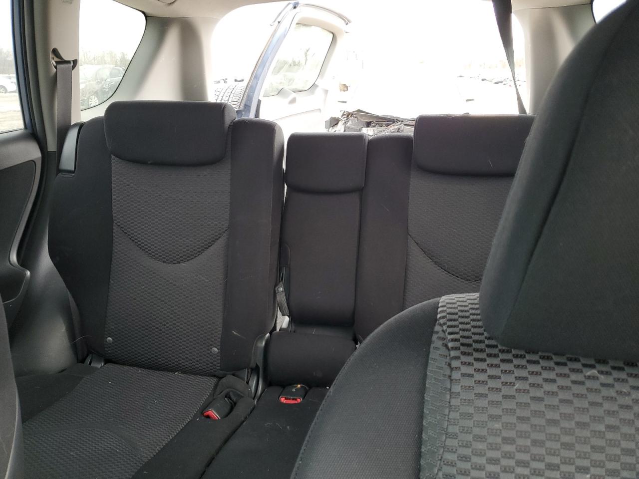 2010 Toyota RAV 4 - Image 10
