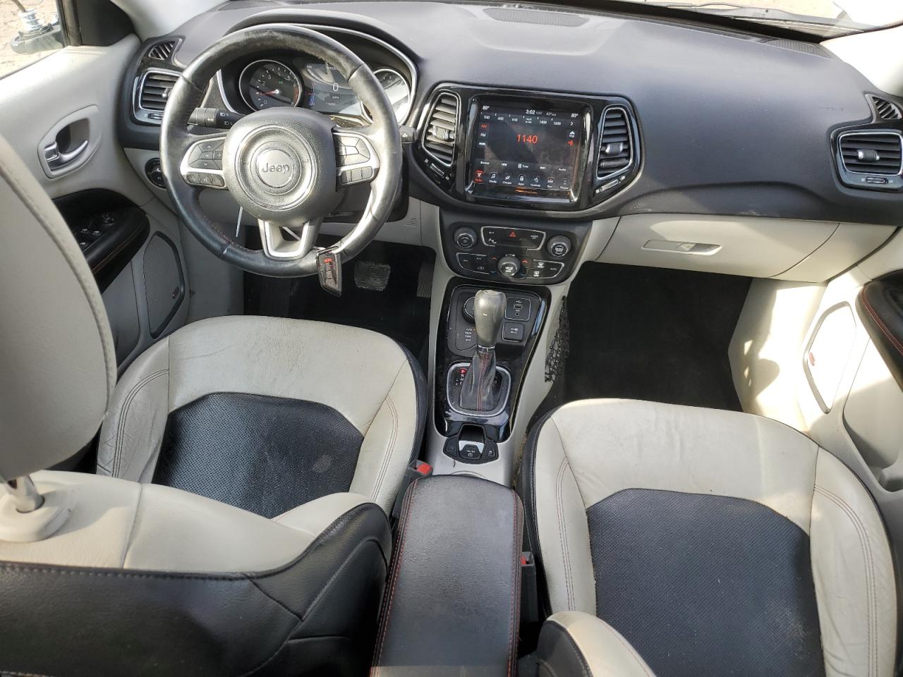 2017 Jeep Compass - Image 8