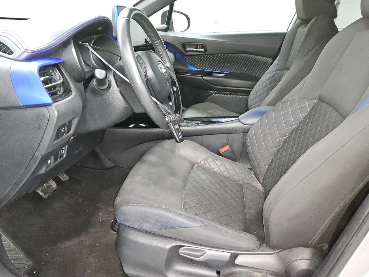 2020 Toyota C-HR - Image 7