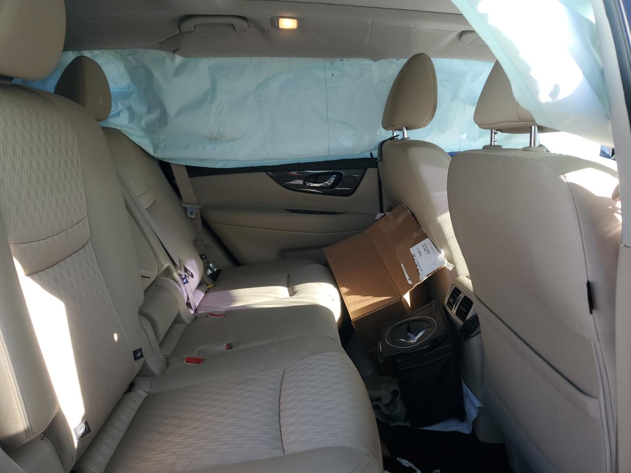2019 Nissan Rogue - Image 10