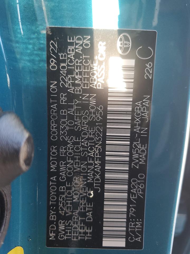 2022 Toyota Prius - Image 12