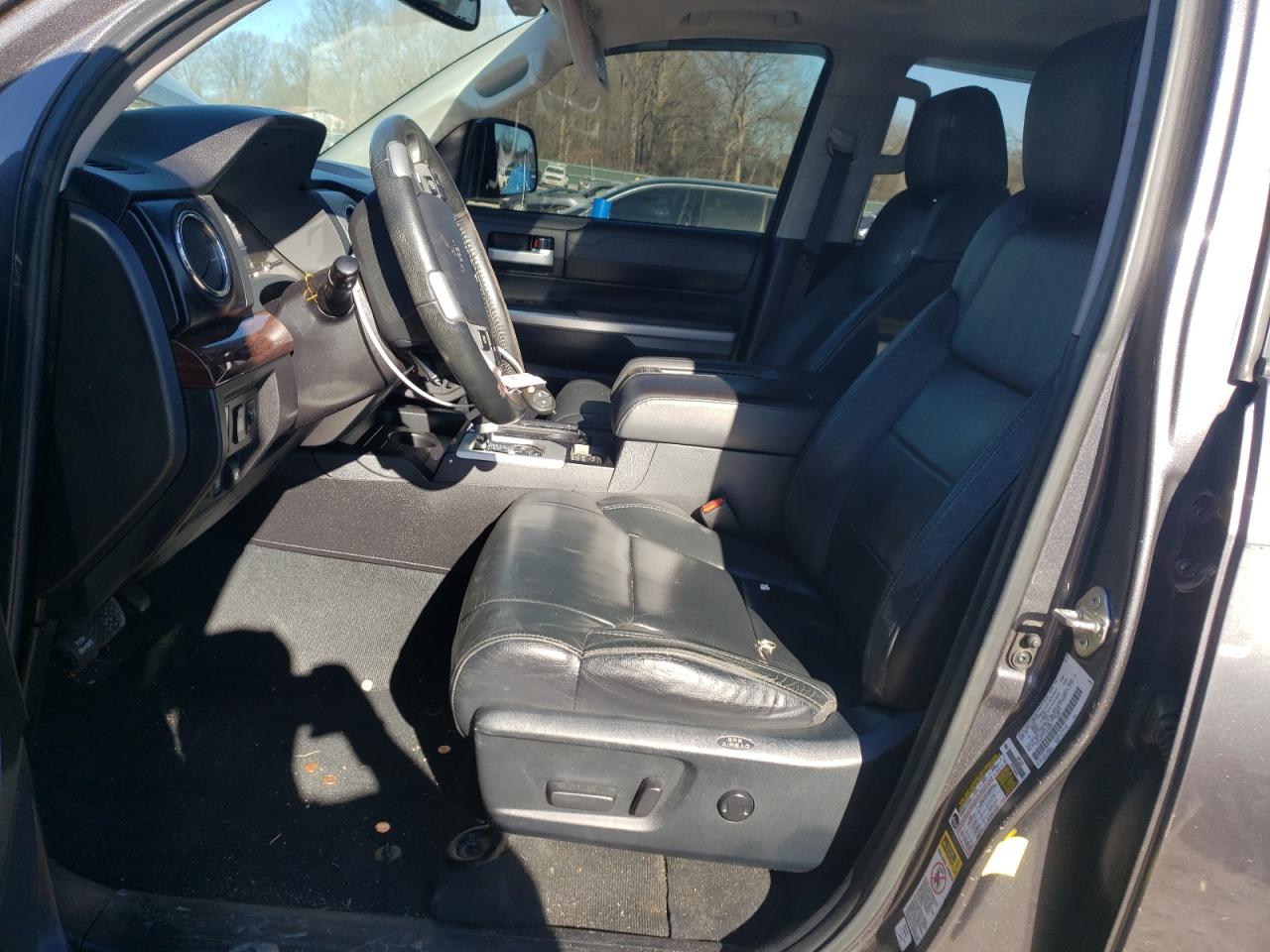2015 Toyota Tundra - Image 7