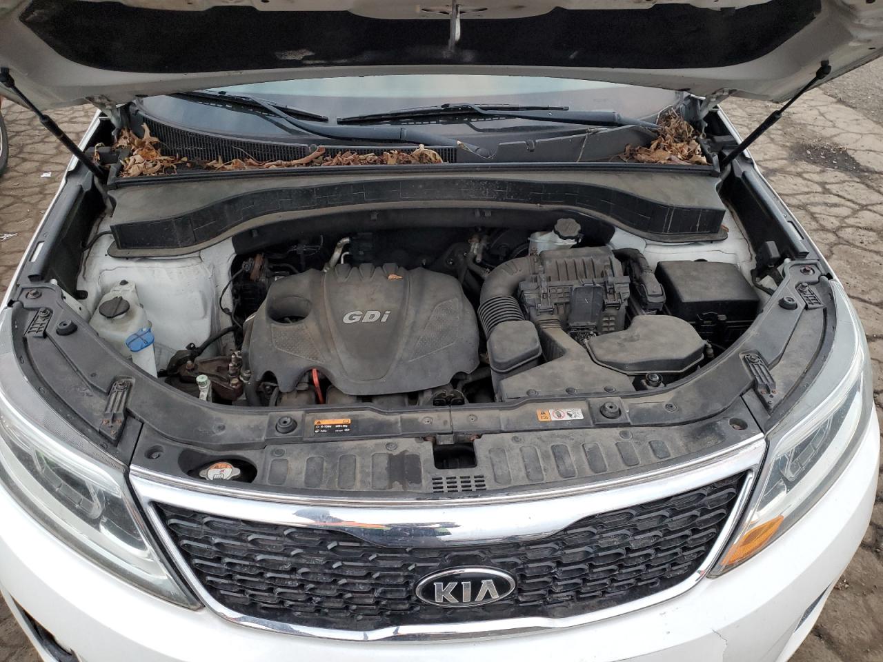 VIN 5XYKT4A62FG601925 2015 KIA SORENTO no.11