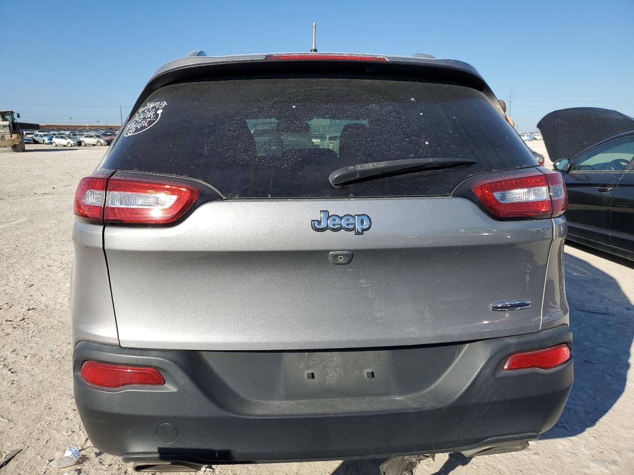 2016 Jeep Grand Cherokee - Image 6