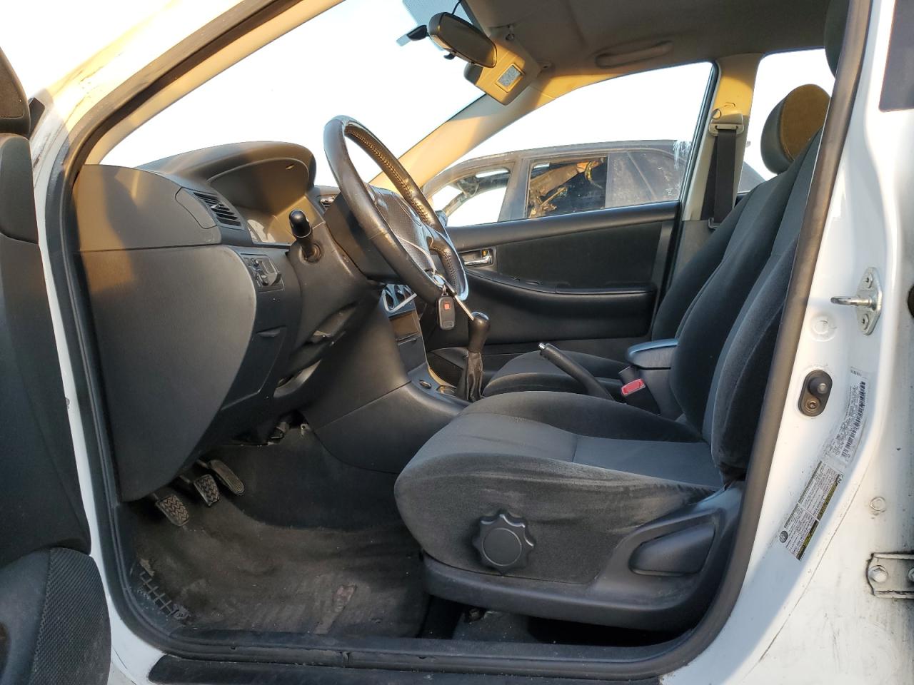 2004 Toyota Corolla - Image 7
