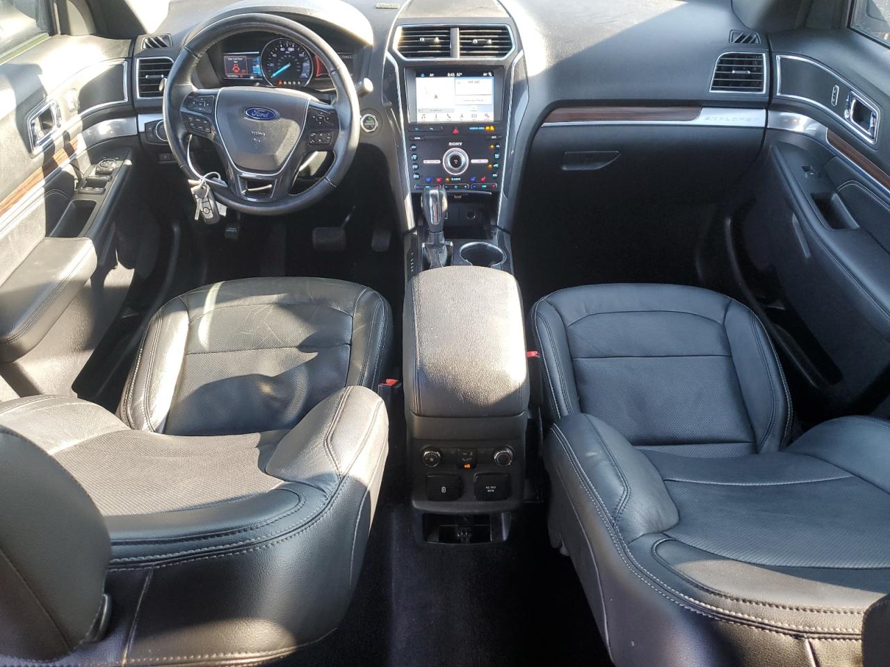2019 Ford Explorer - Image 8