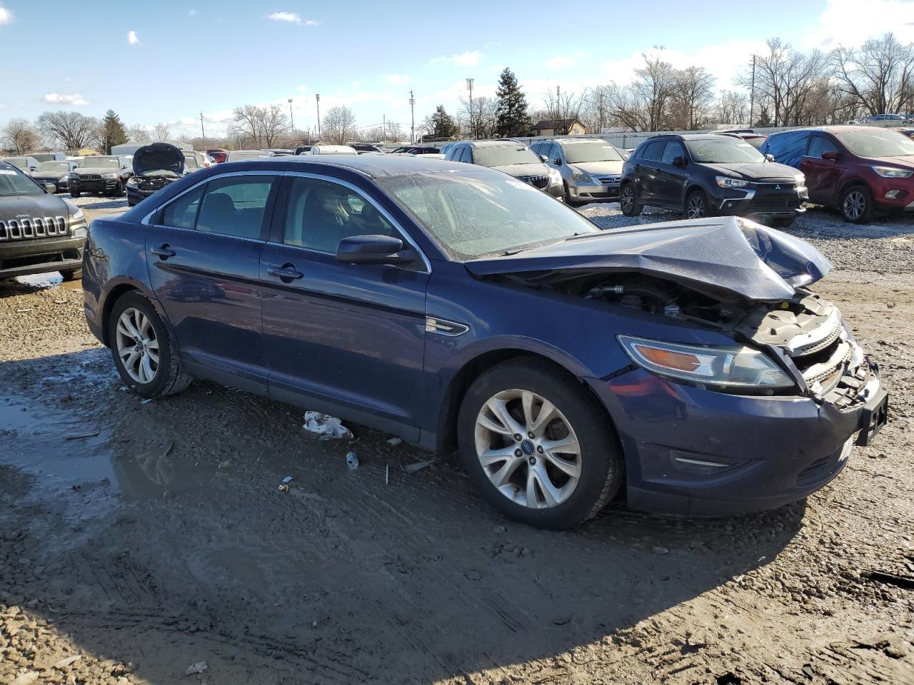2012 Ford Taurus - Image 4