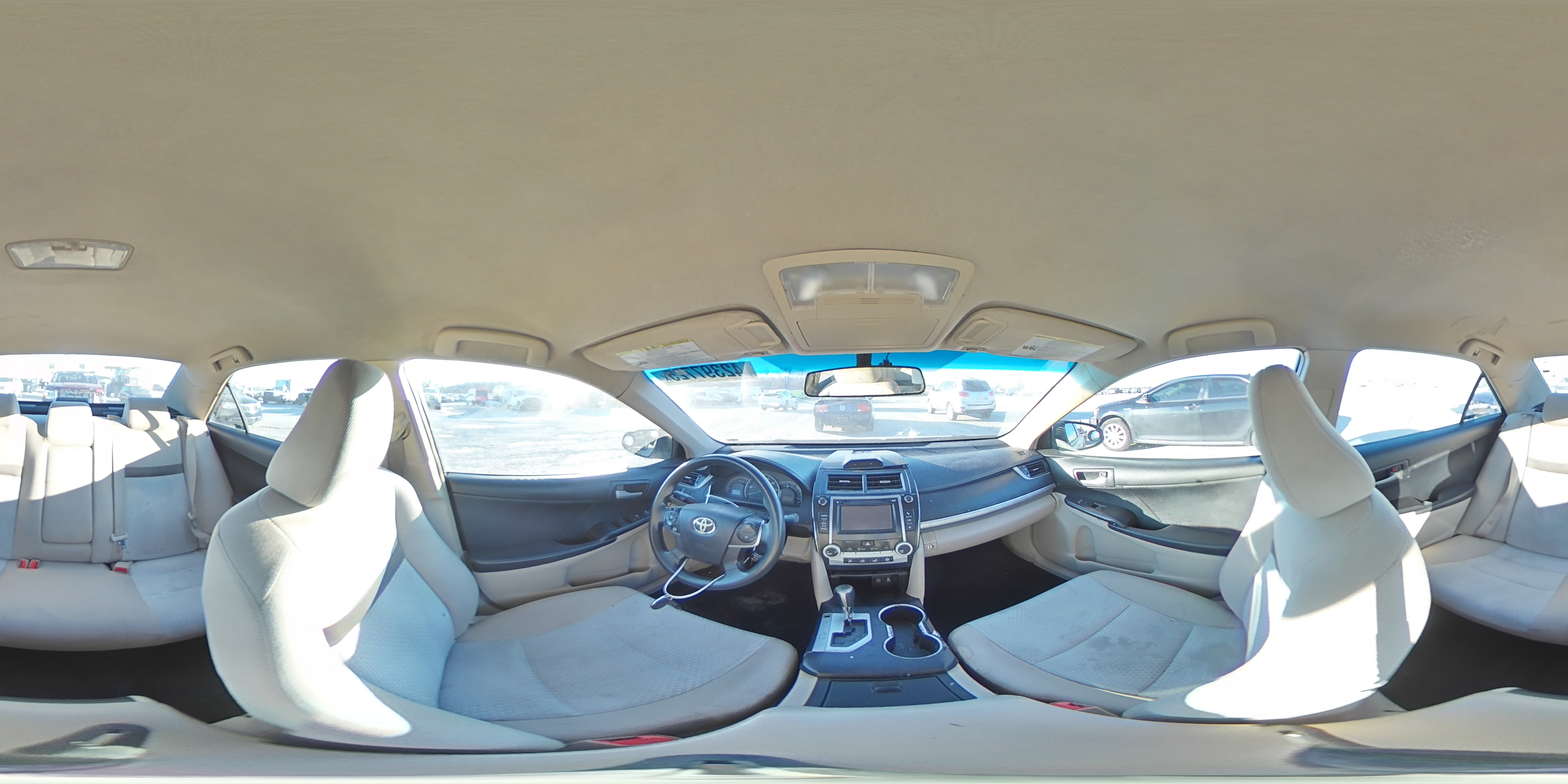 2012 Toyota Camry - Image 13