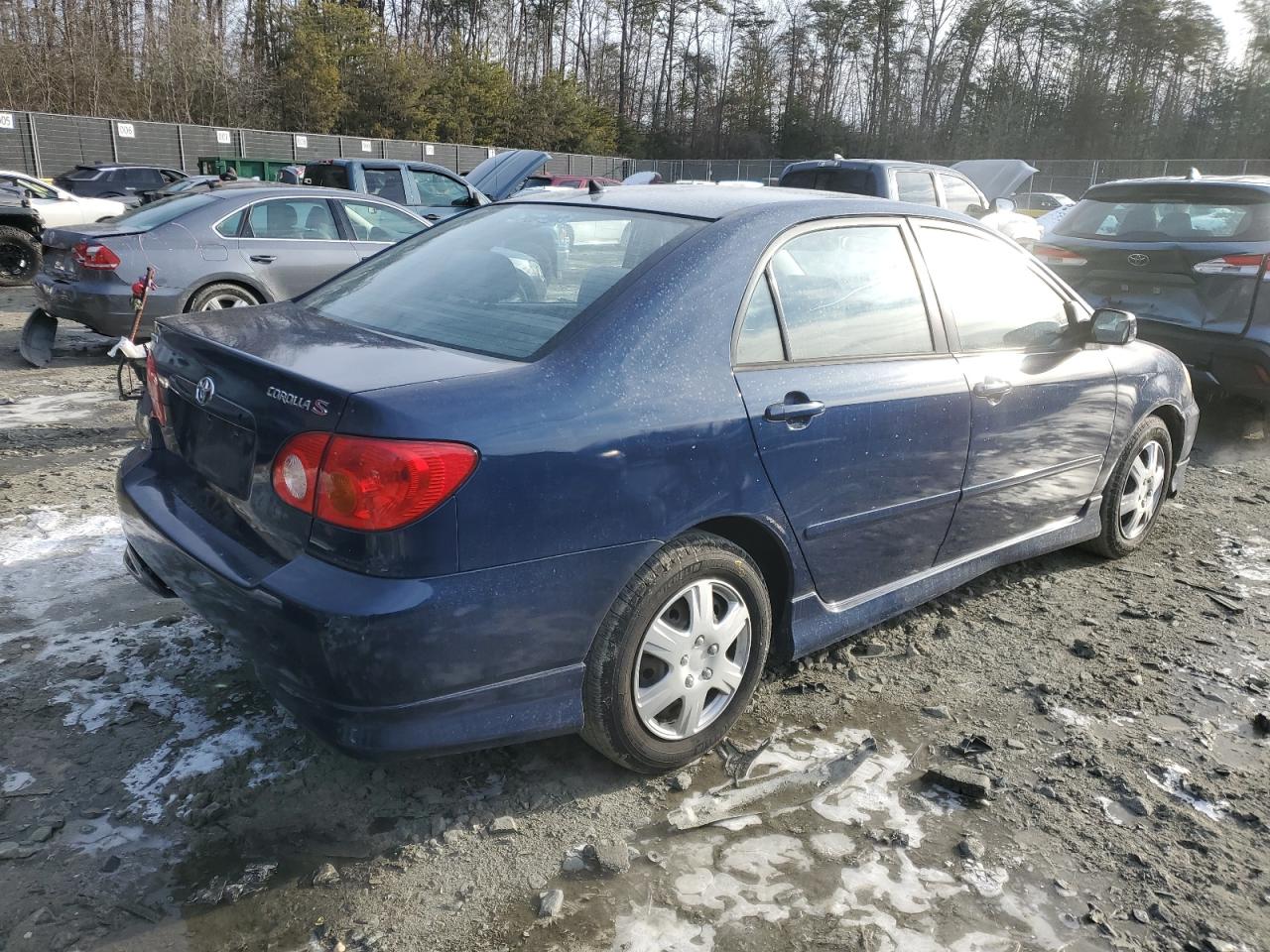 2004 Toyota Corolla - Image 3