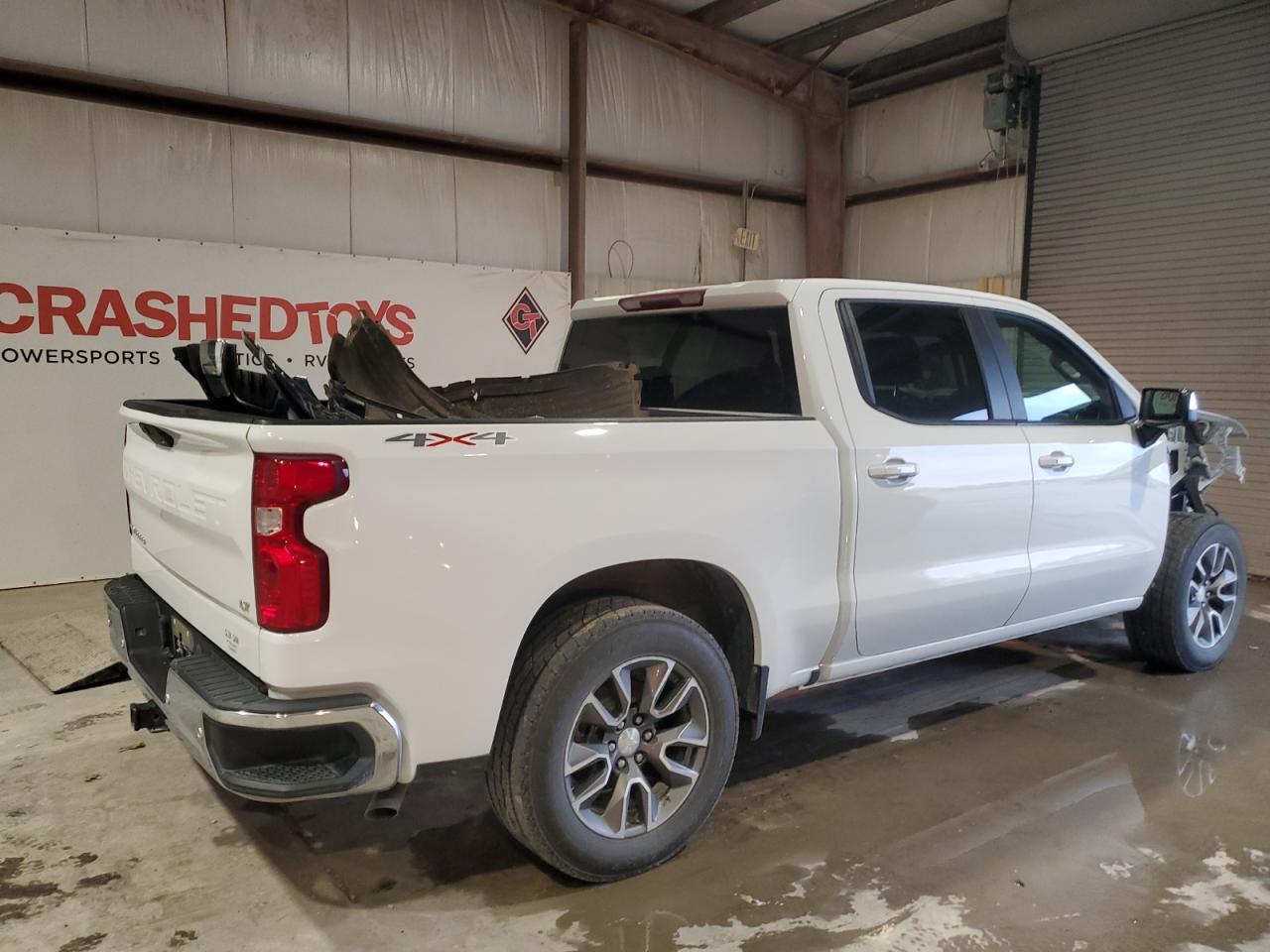 2020 Chevrolet Silverado - Image 3
