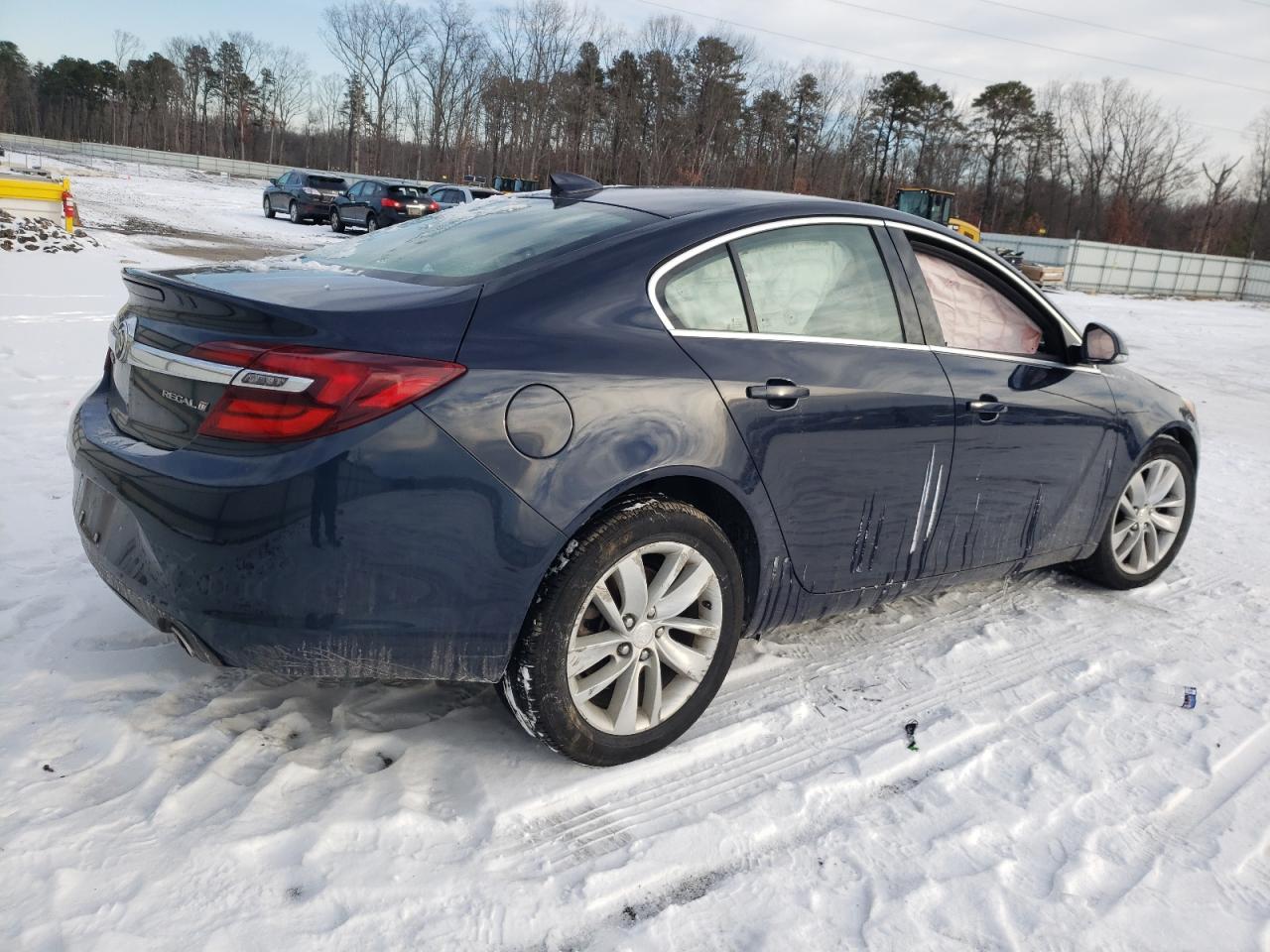 2016 Buick Regal - Image 3