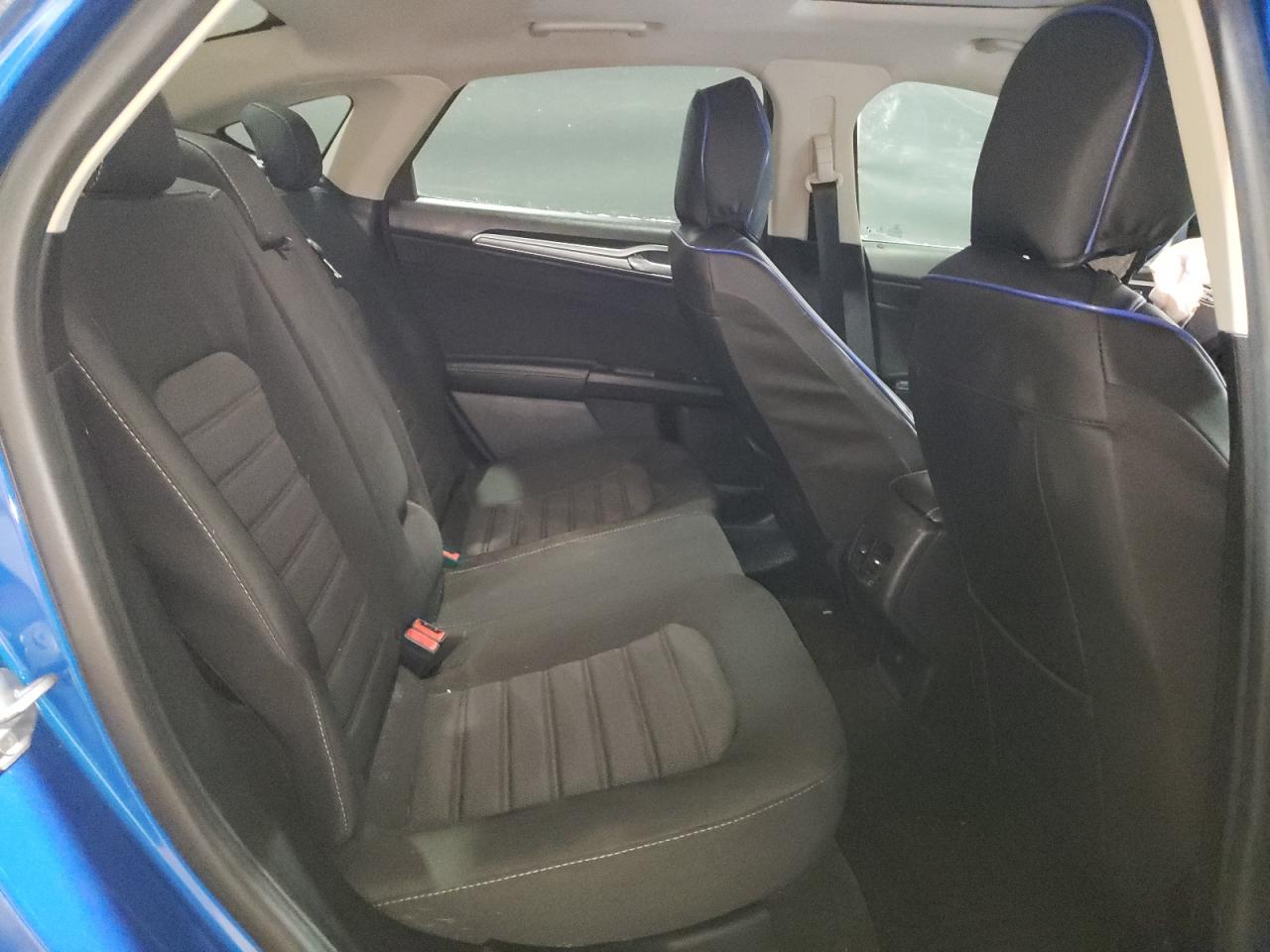 2020 Ford Fusion - Image 10